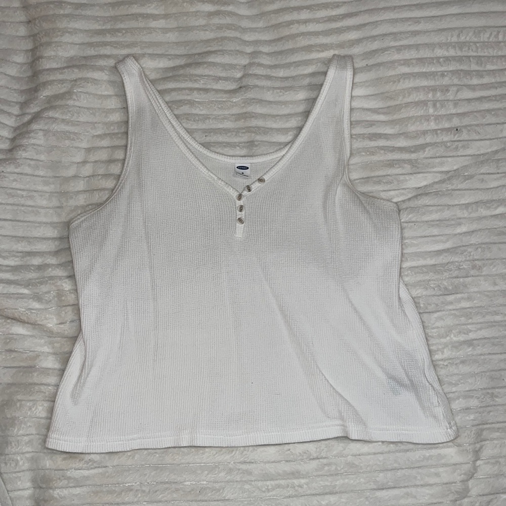 Old navy women’s medium slight flare tank!